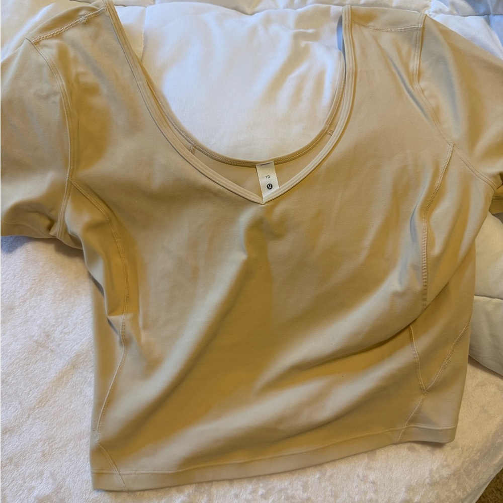 Women's Cream Lulu align top